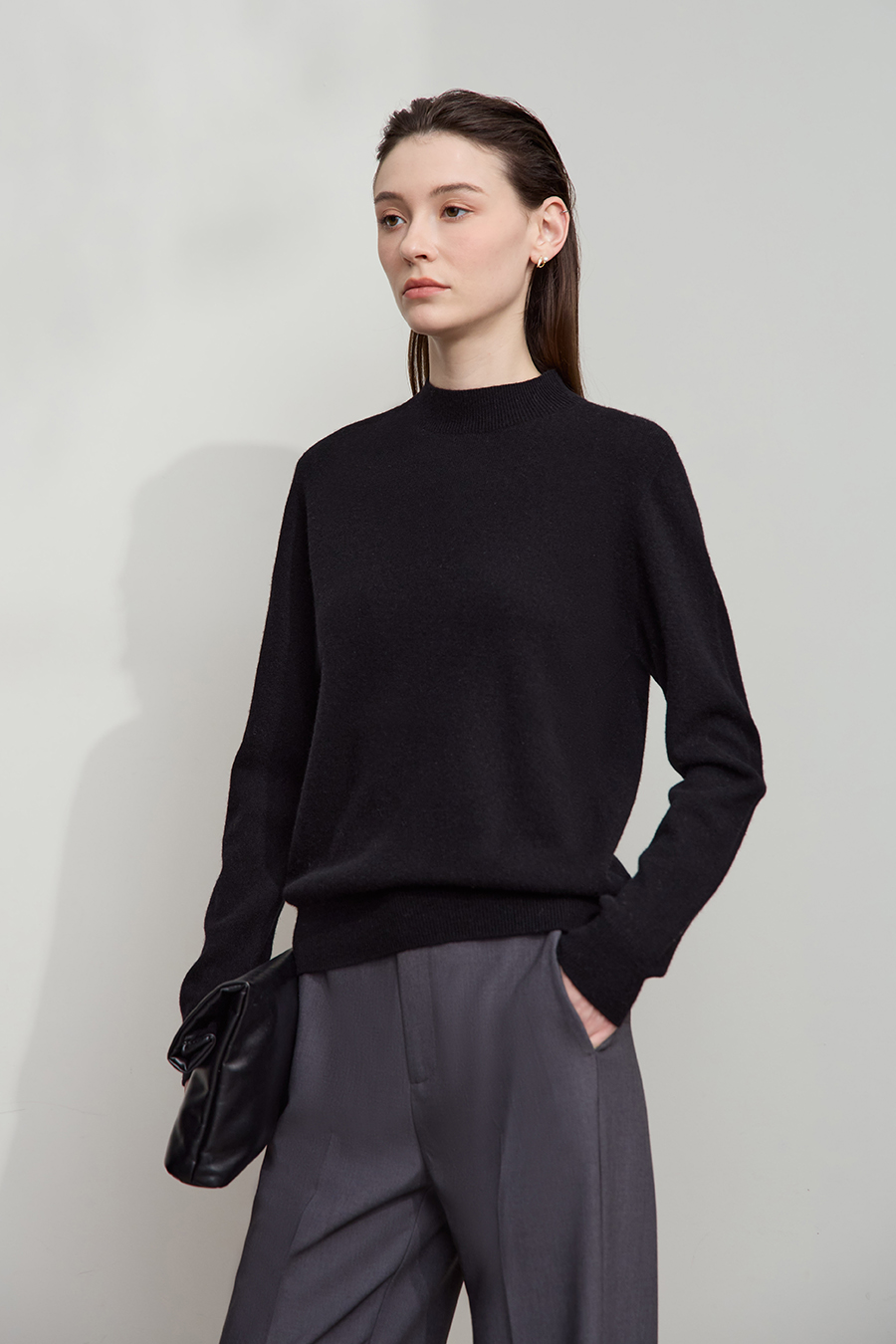 Mock Neck Seamless Sweater