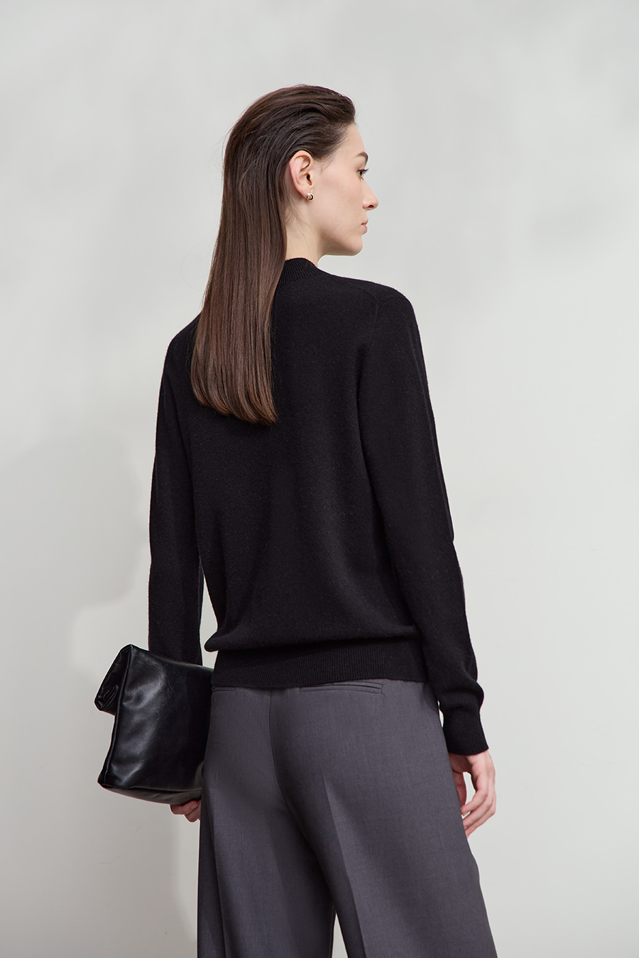 Mock Neck Seamless Sweater