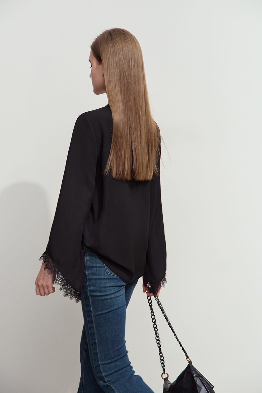 Solid V-neck Chiffon Blouse