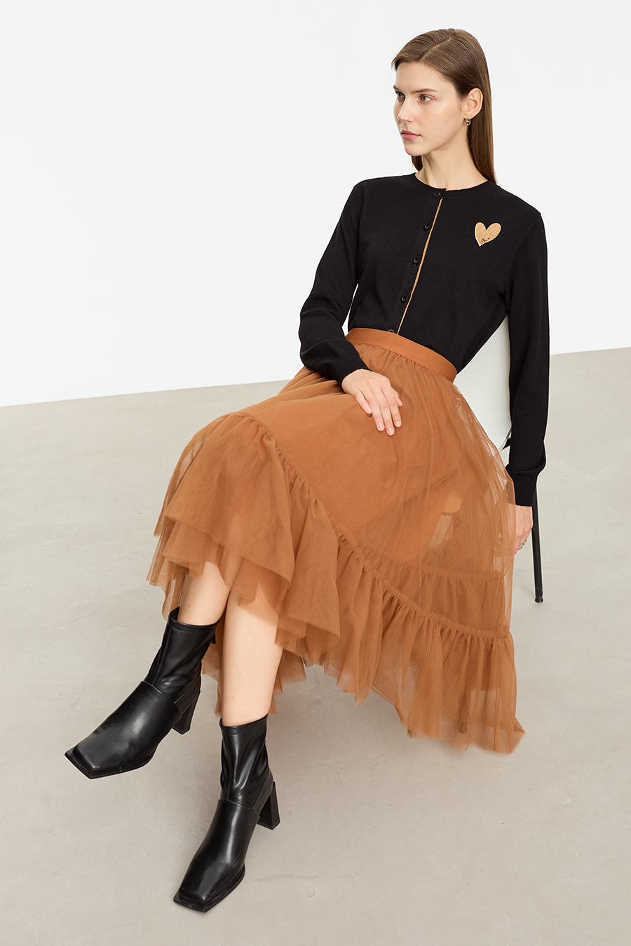 Color-block Heart Pattern Knit Cardigan