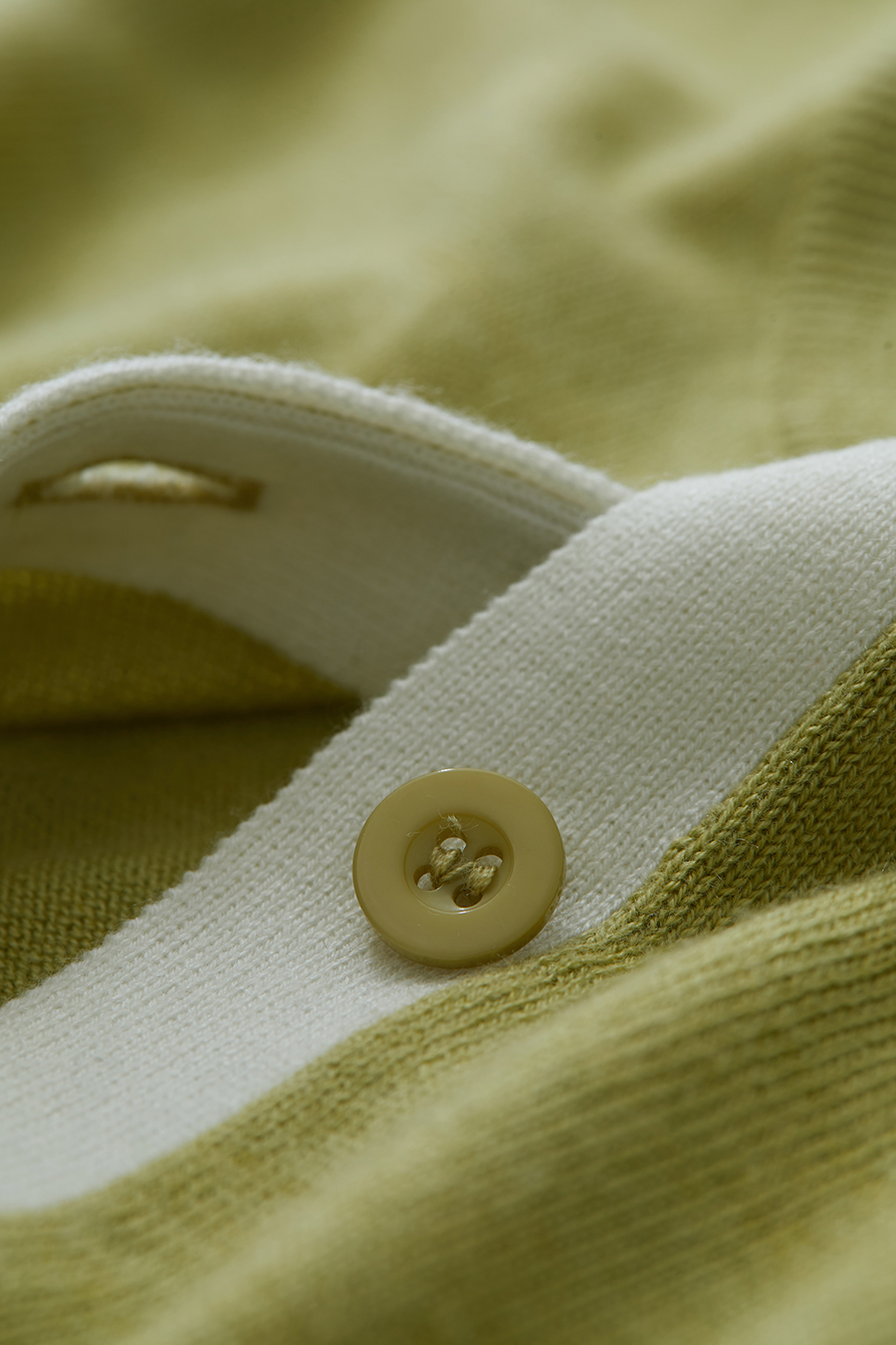 Color-block Heart Pattern Knit Cardigan