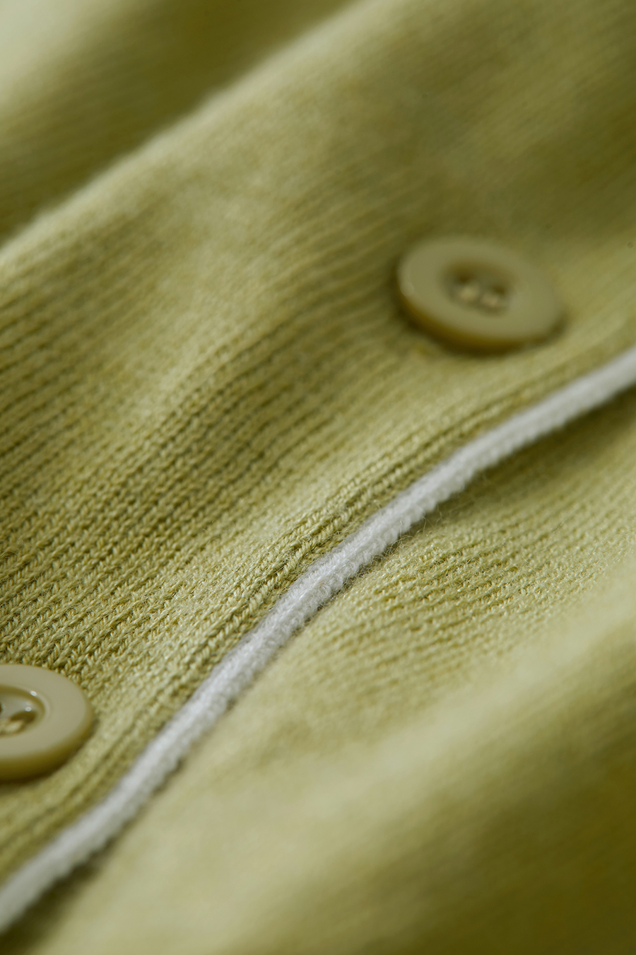 Color-block Heart Pattern Knit Cardigan