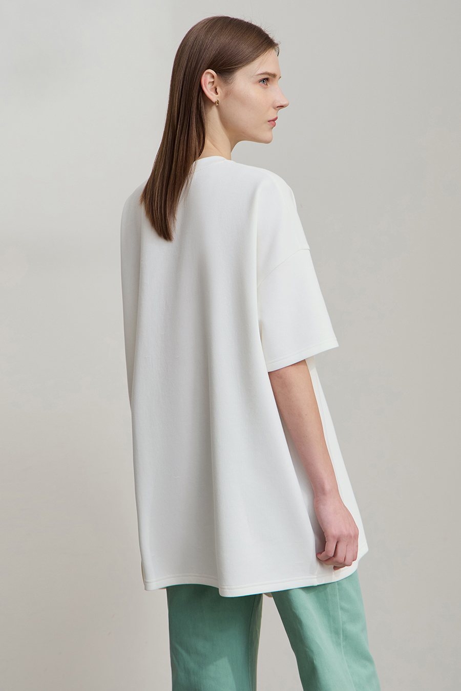 Mid-length Air-layer Embroidered T-shirt
