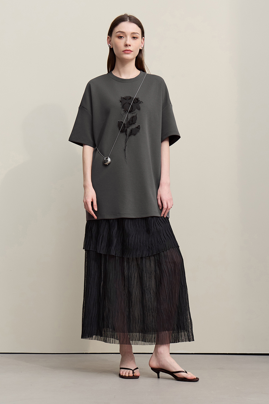 Mid-length Air-layer Embroidered T-shirt