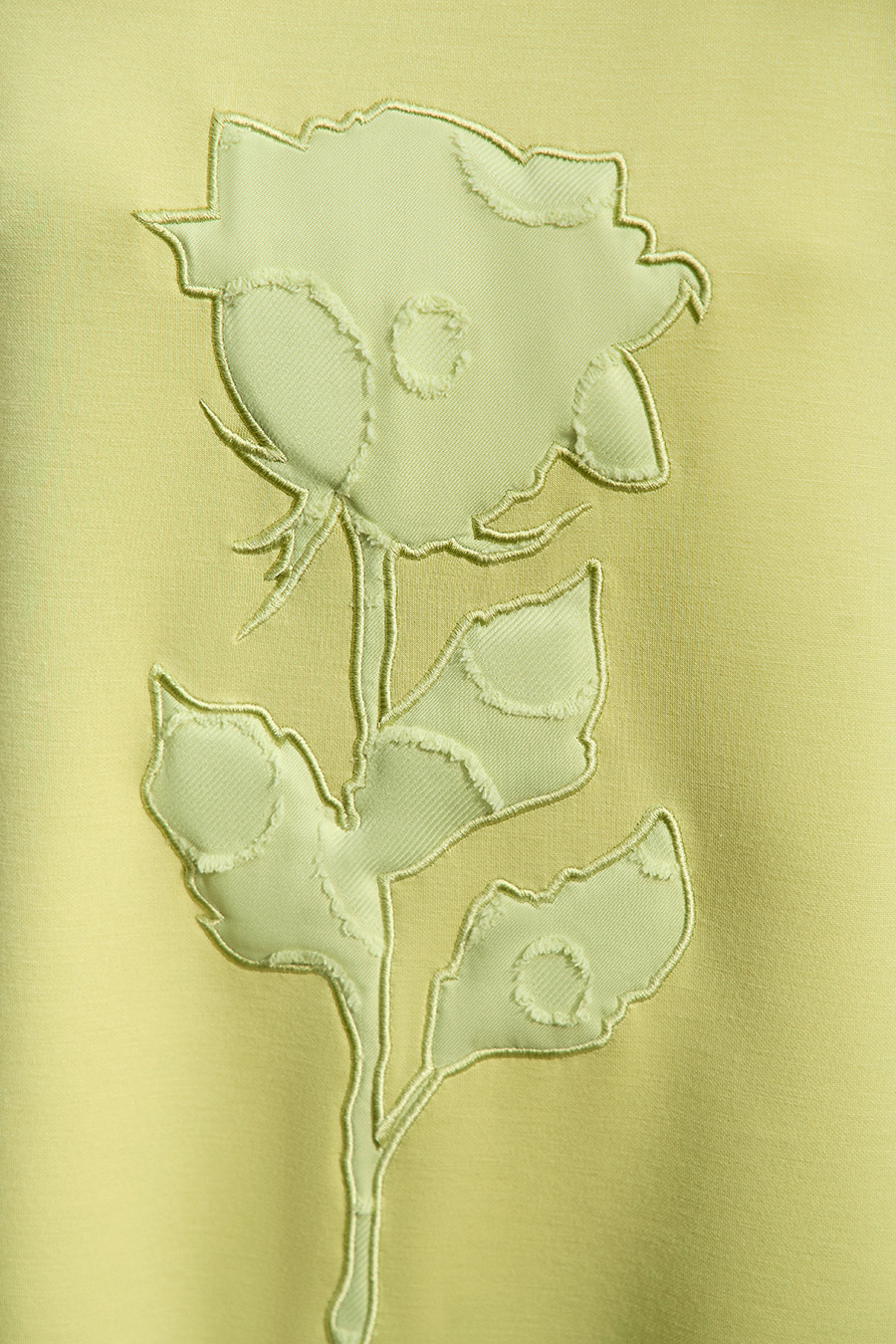 Mid-length Air-layer Embroidered T-shirt