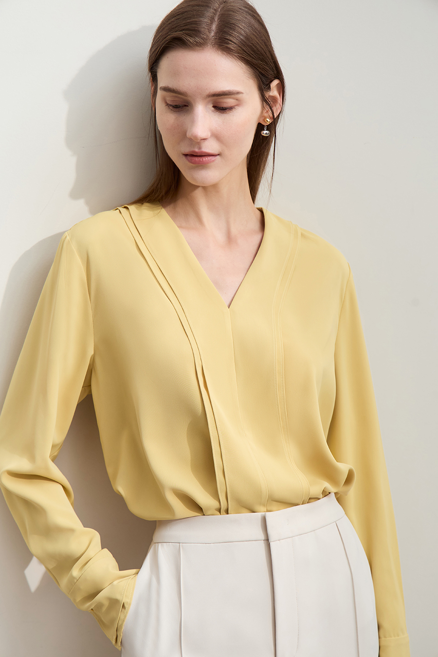 V-neck Ruffled Chiffon Blouse