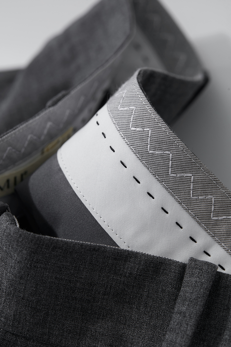 Back-slit Straight Skirt