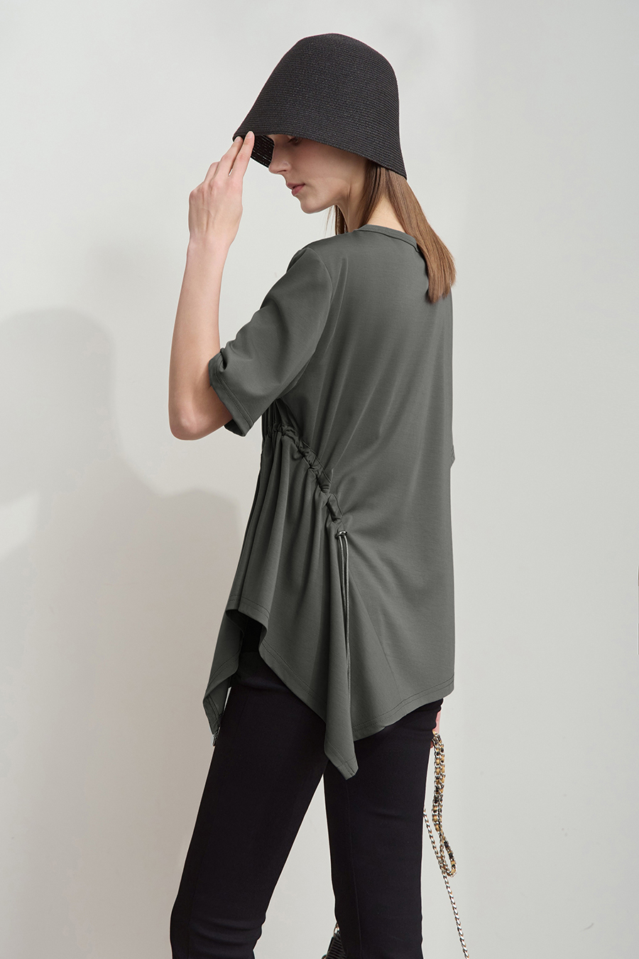 Asymmetric hem tee|AMII