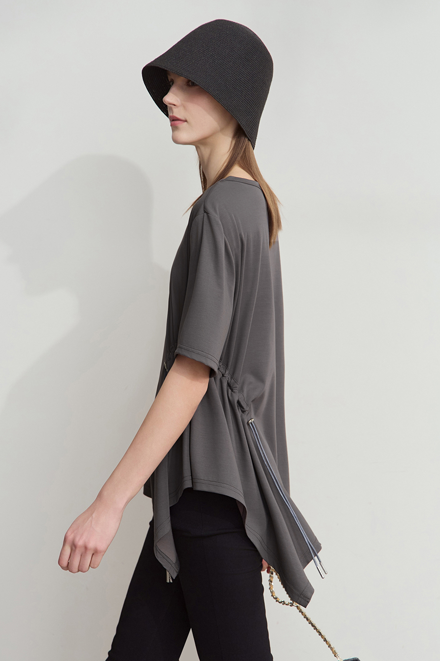 Asymmetric hem tee|AMII