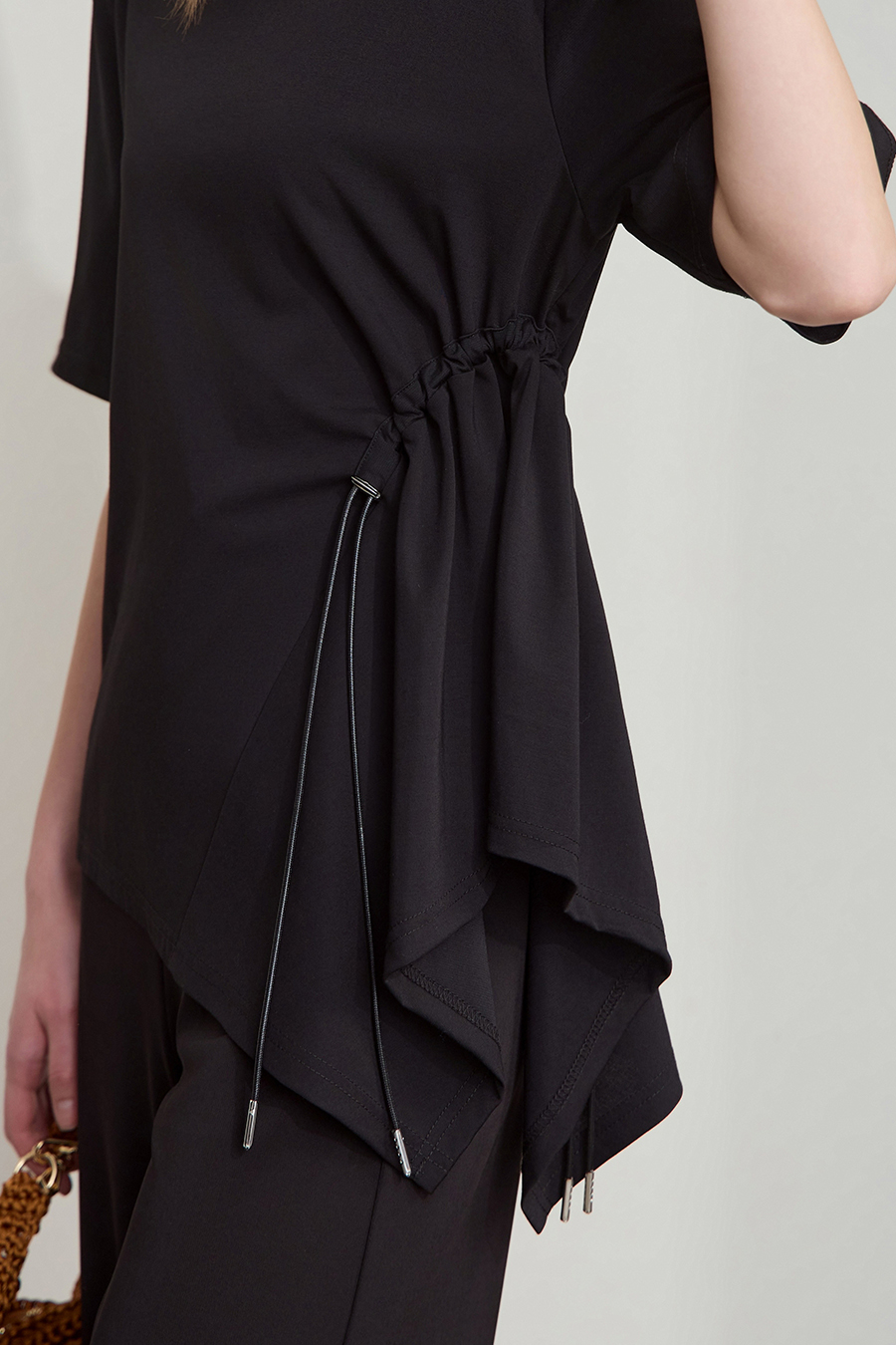 Asymmetric hem tee|AMII