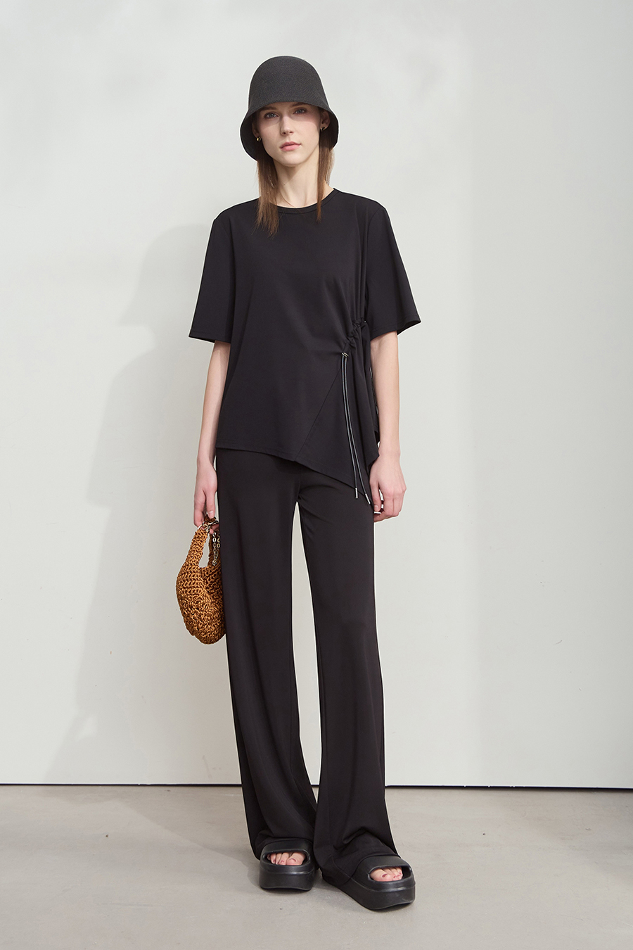 Asymmetric hem tee|AMII