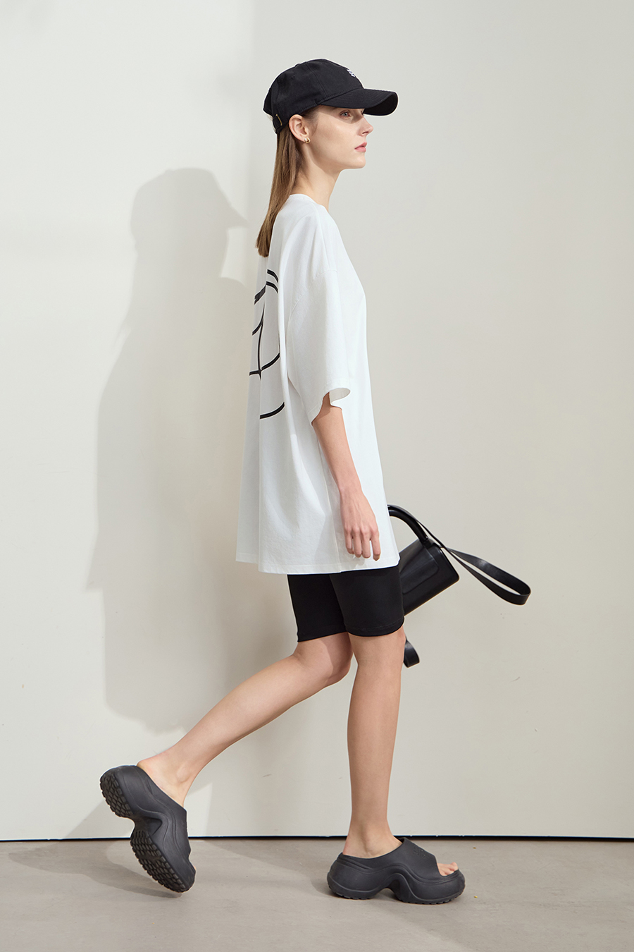 Oversized Mid-length T-shirt