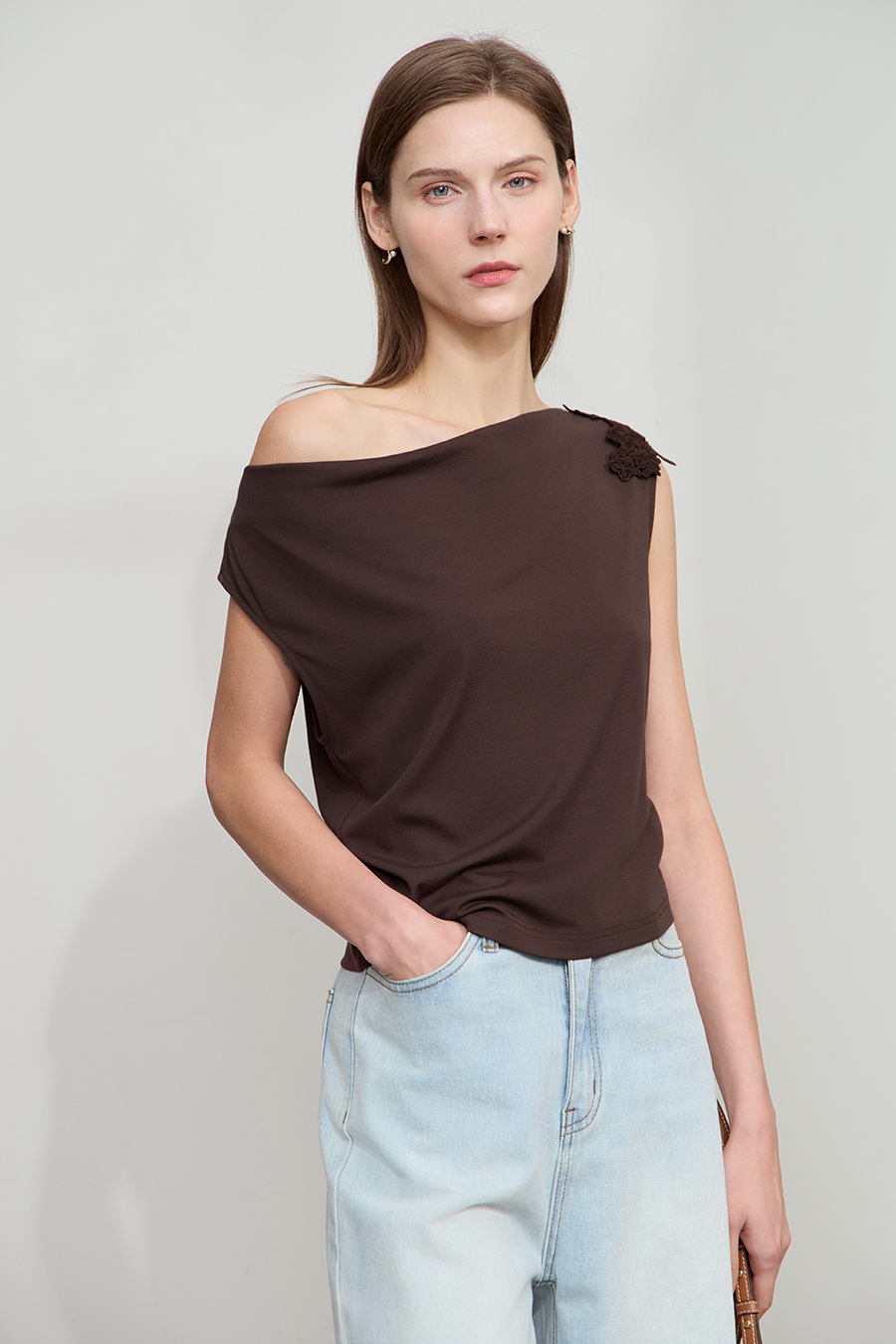 Roma knit cowl neck tee|AMII