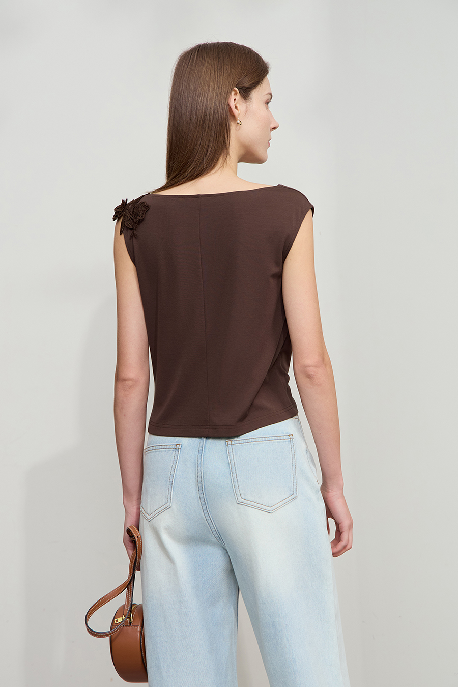 Roma knit cowl neck tee|AMII