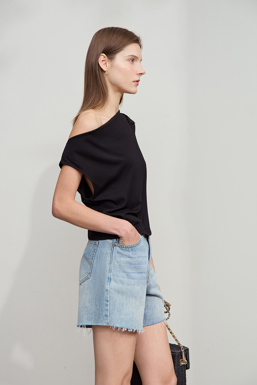 Roma knit cowl neck tee|AMII