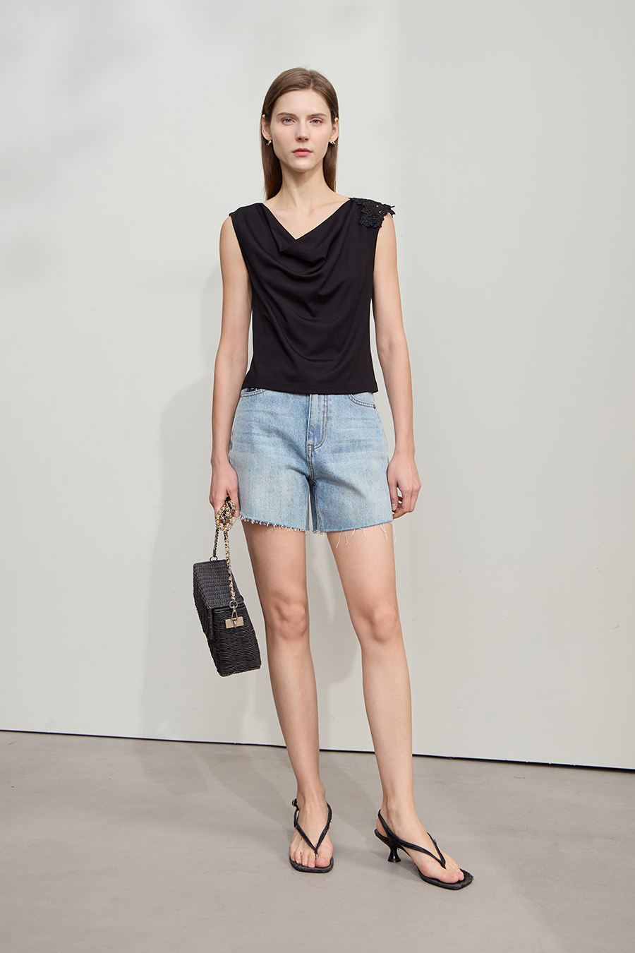 Roma knit cowl neck tee|AMII
