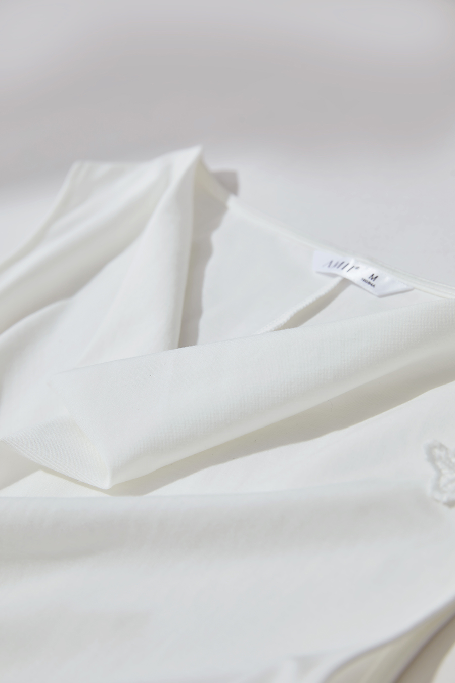 Roma knit cowl neck tee|AMII