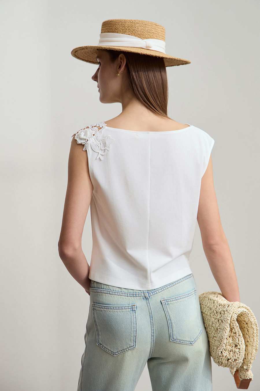 Roma knit cowl neck tee|AMII