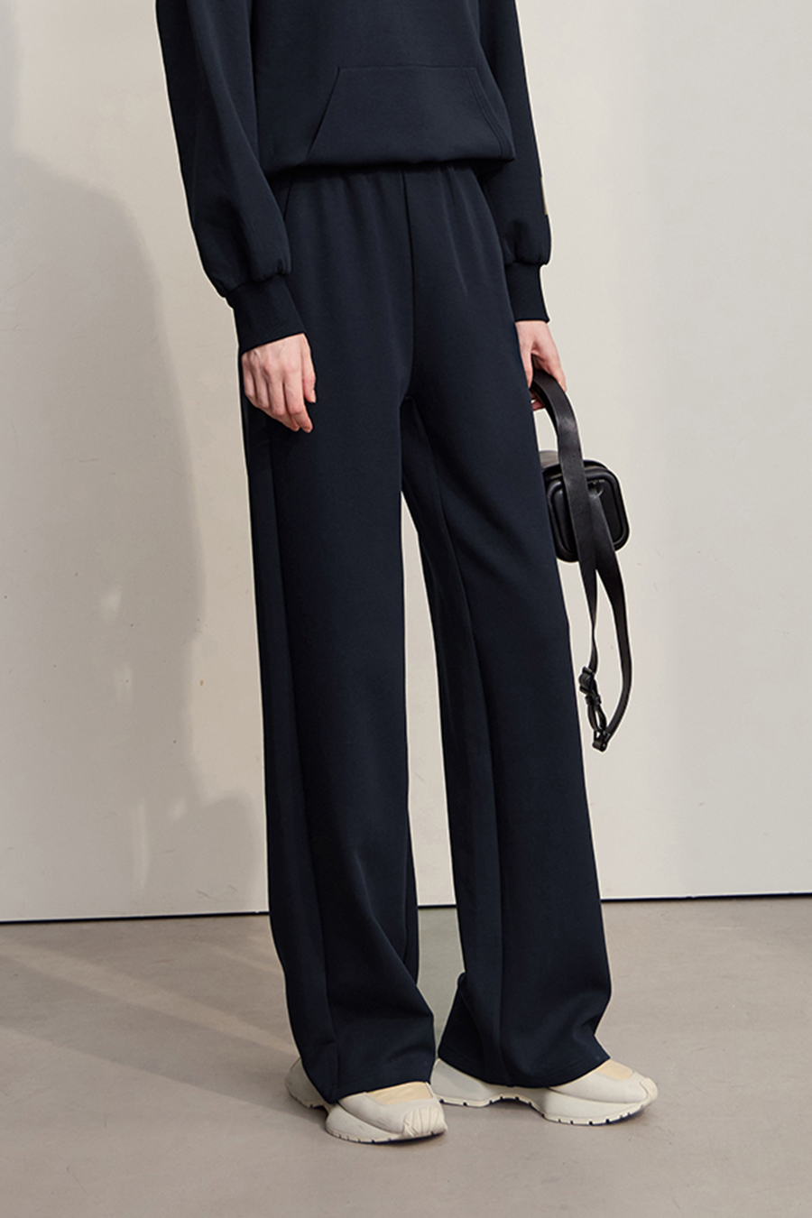 Air Layer Wide-Leg Pants|AMII-AMII.com