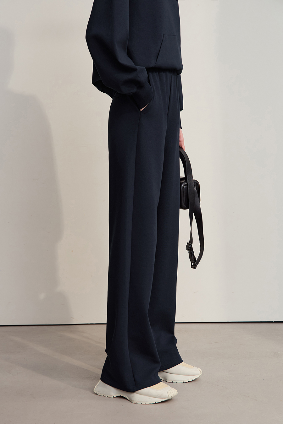 Air Layer Wide-Leg Pants|AMII-AMII.com