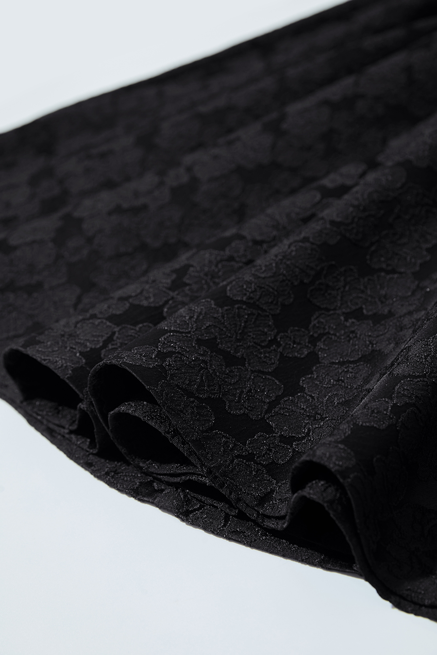 Black heavy-duty jacquard midi skirt|AMII-AMII.com