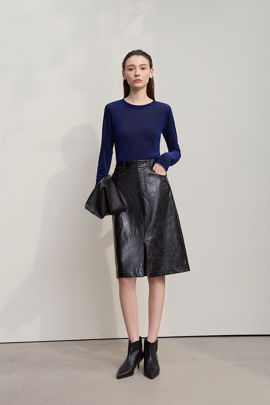 Small Crew Neck Velvet T-shirt