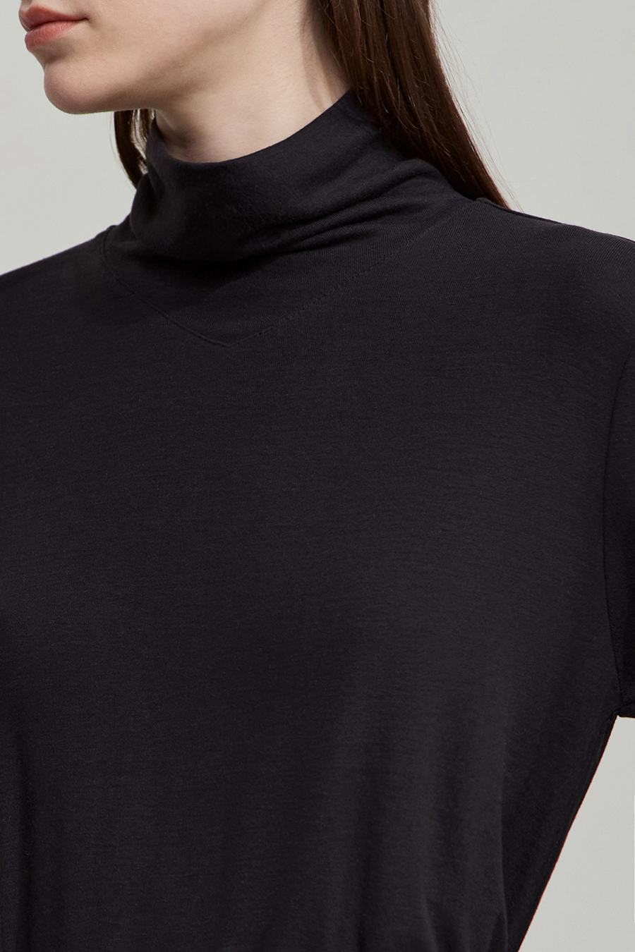 Turtleneck Stretchy Acetate T-shirt
