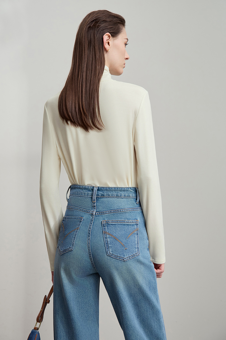 Turtleneck Stretchy Acetate T-shirt