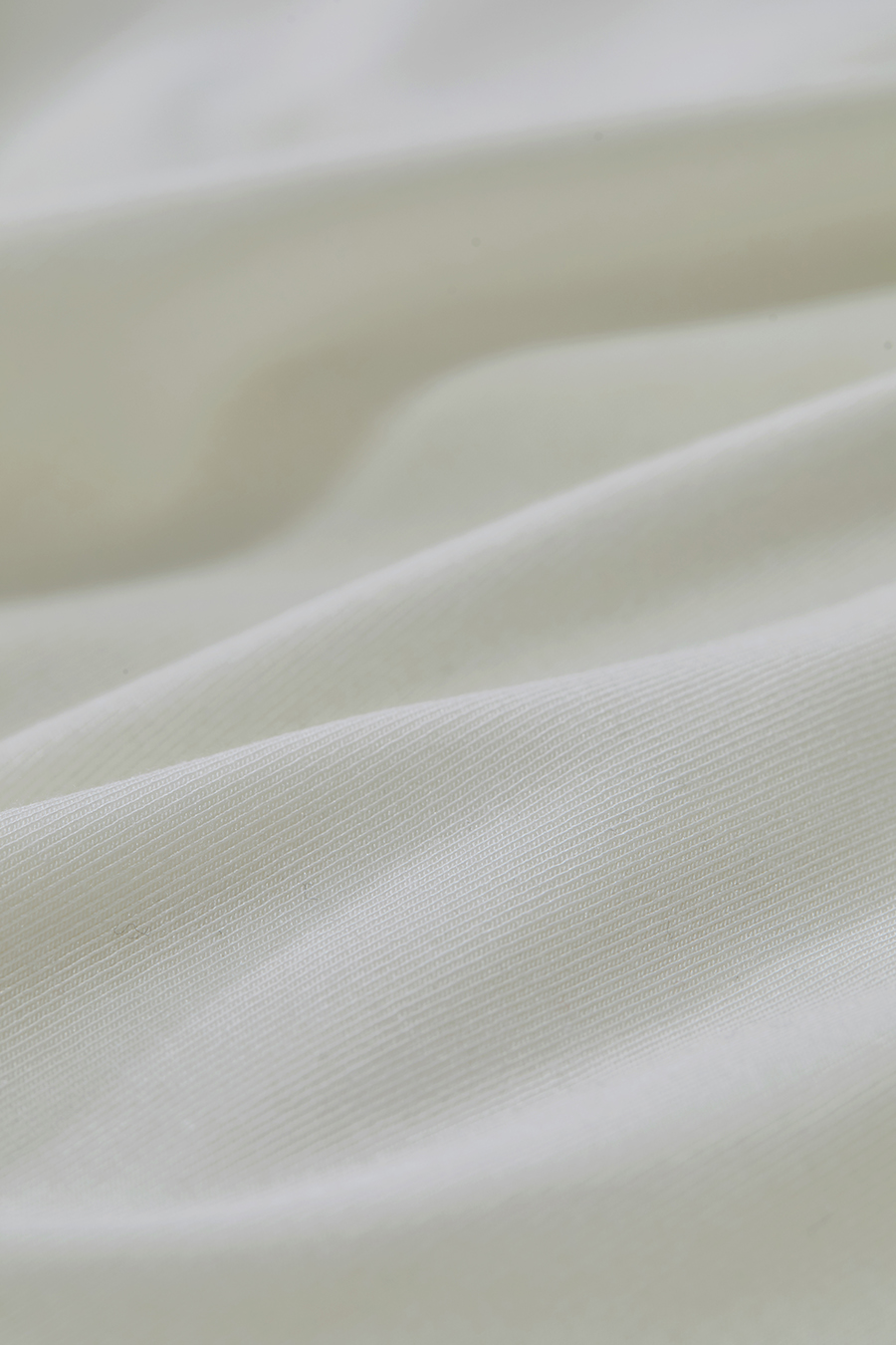 Slim V - Neck Elastic T - Shirt|AMII-AMII.com