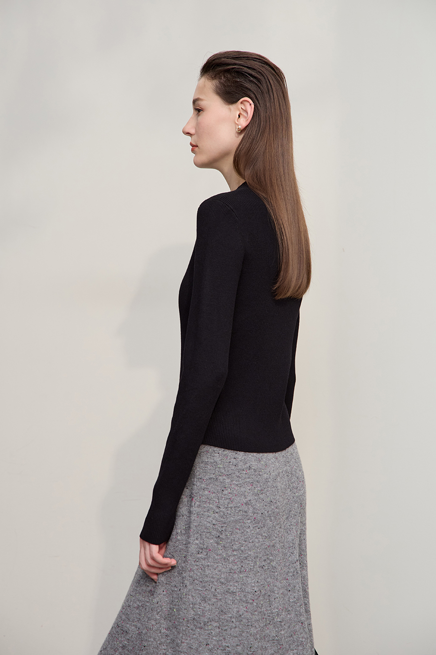 Mandarin Collar Slim-fit Sweater