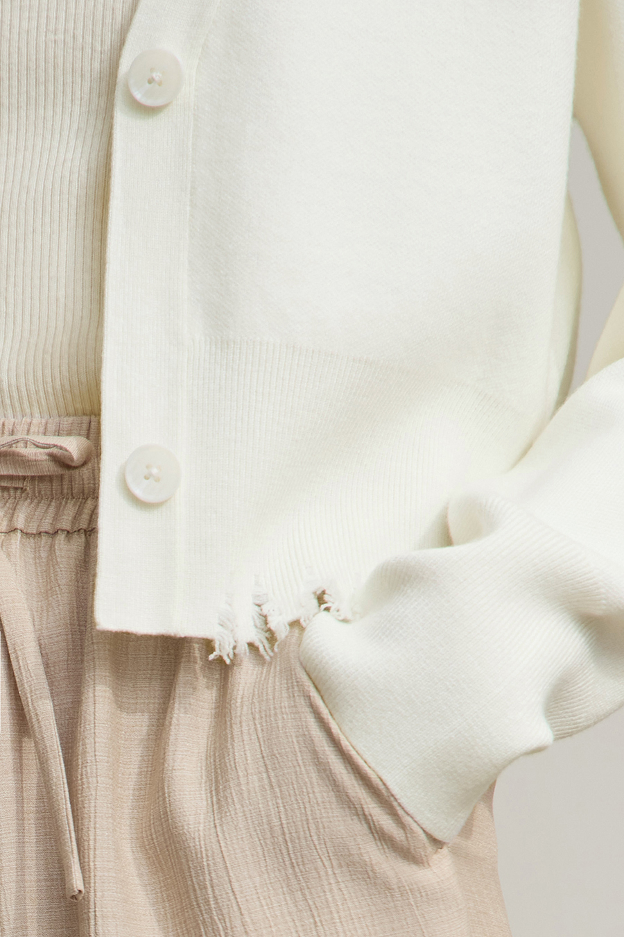 Distressed Fringe Knit Cardigan|AMII-AMII.com