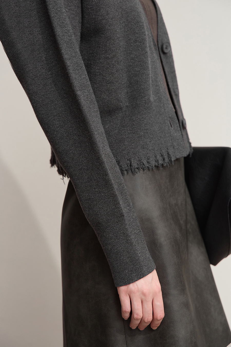 Distressed Fringe Knit Cardigan|AMII-AMII.com