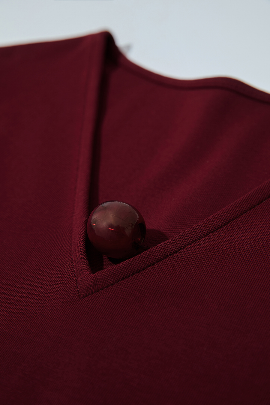 V-neck Beaded Stretch Cotton T-shirt