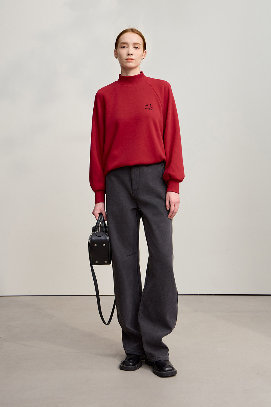 Letter Embroidered Raglan Sweatshirt