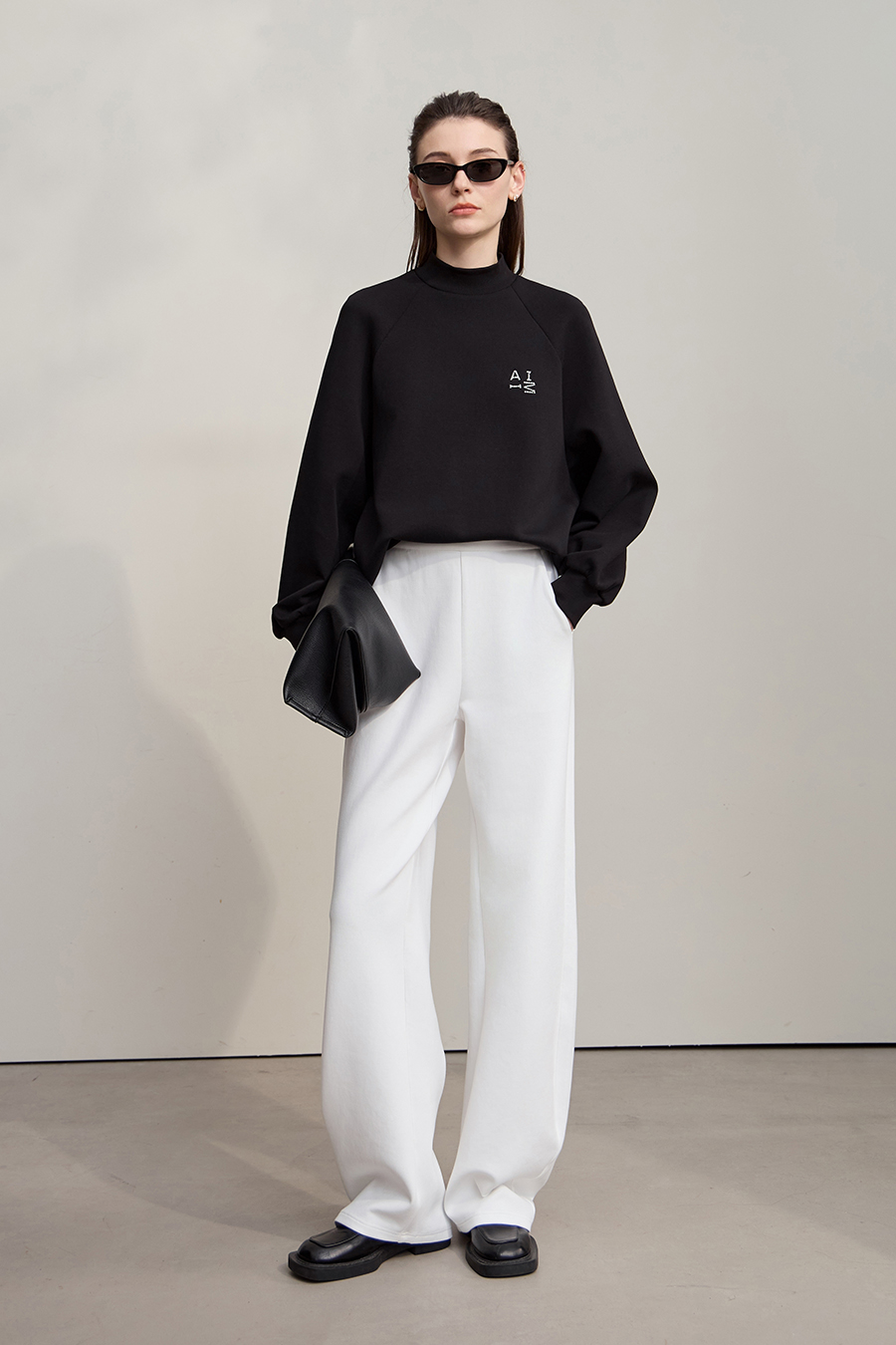 Letter Embroidered Raglan Sweatshirt