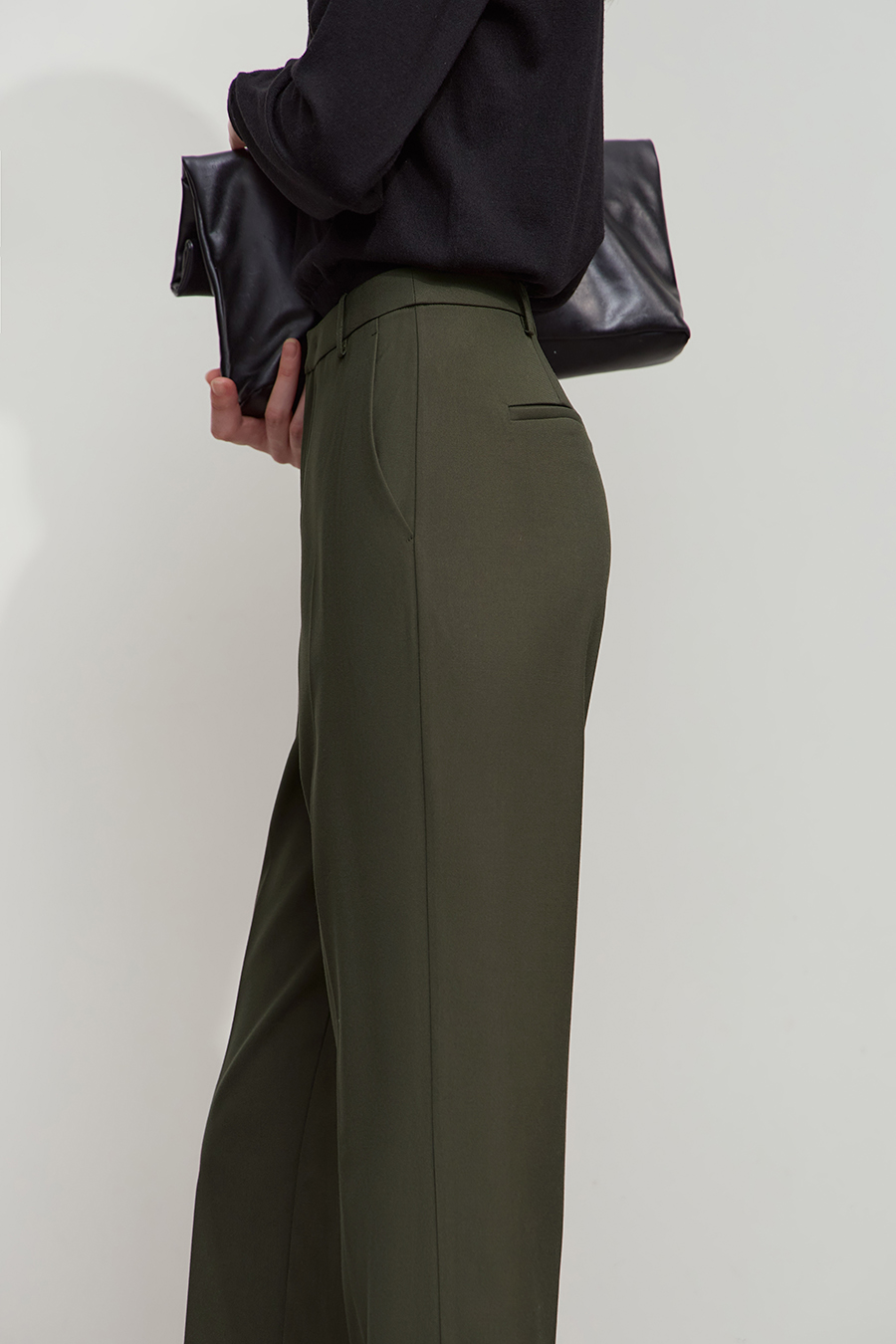Slim Tapered Pants