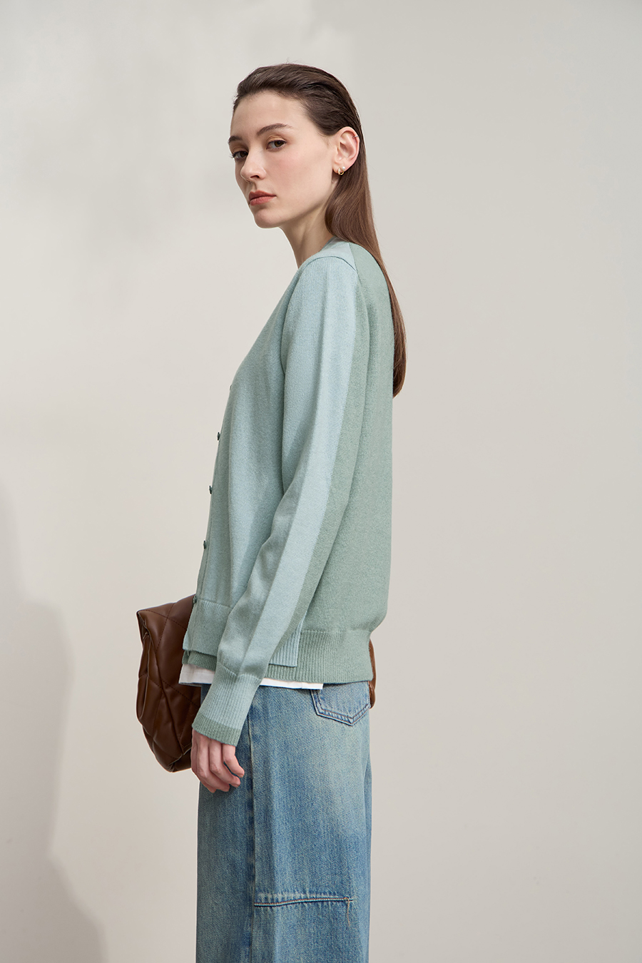 V-neck Knit Cardigan