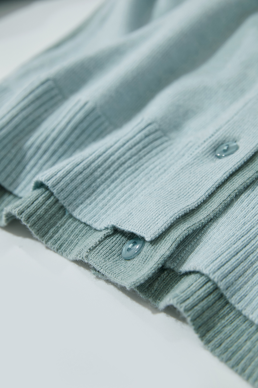 V-neck Knit Cardigan