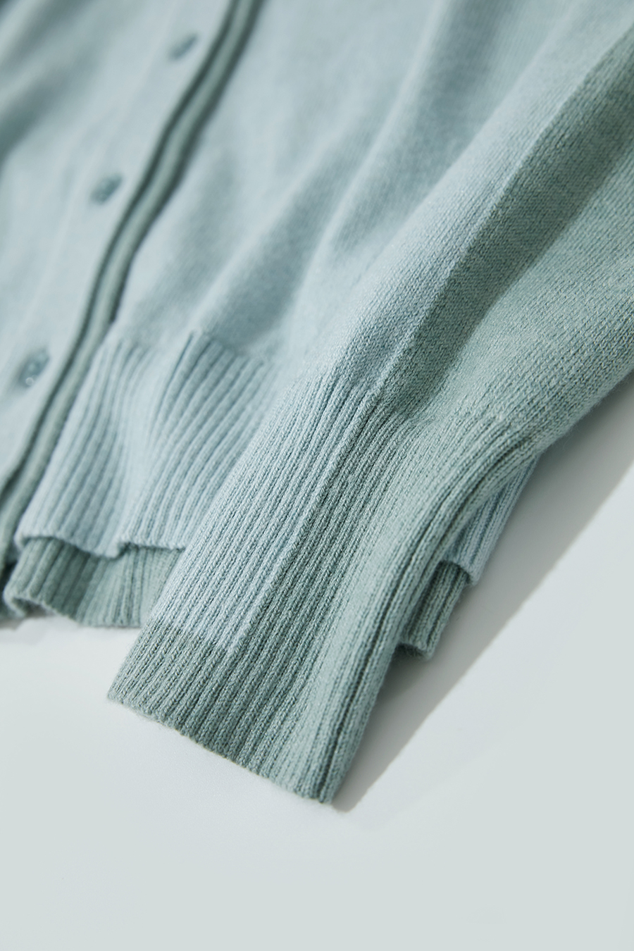 V-neck Knit Cardigan