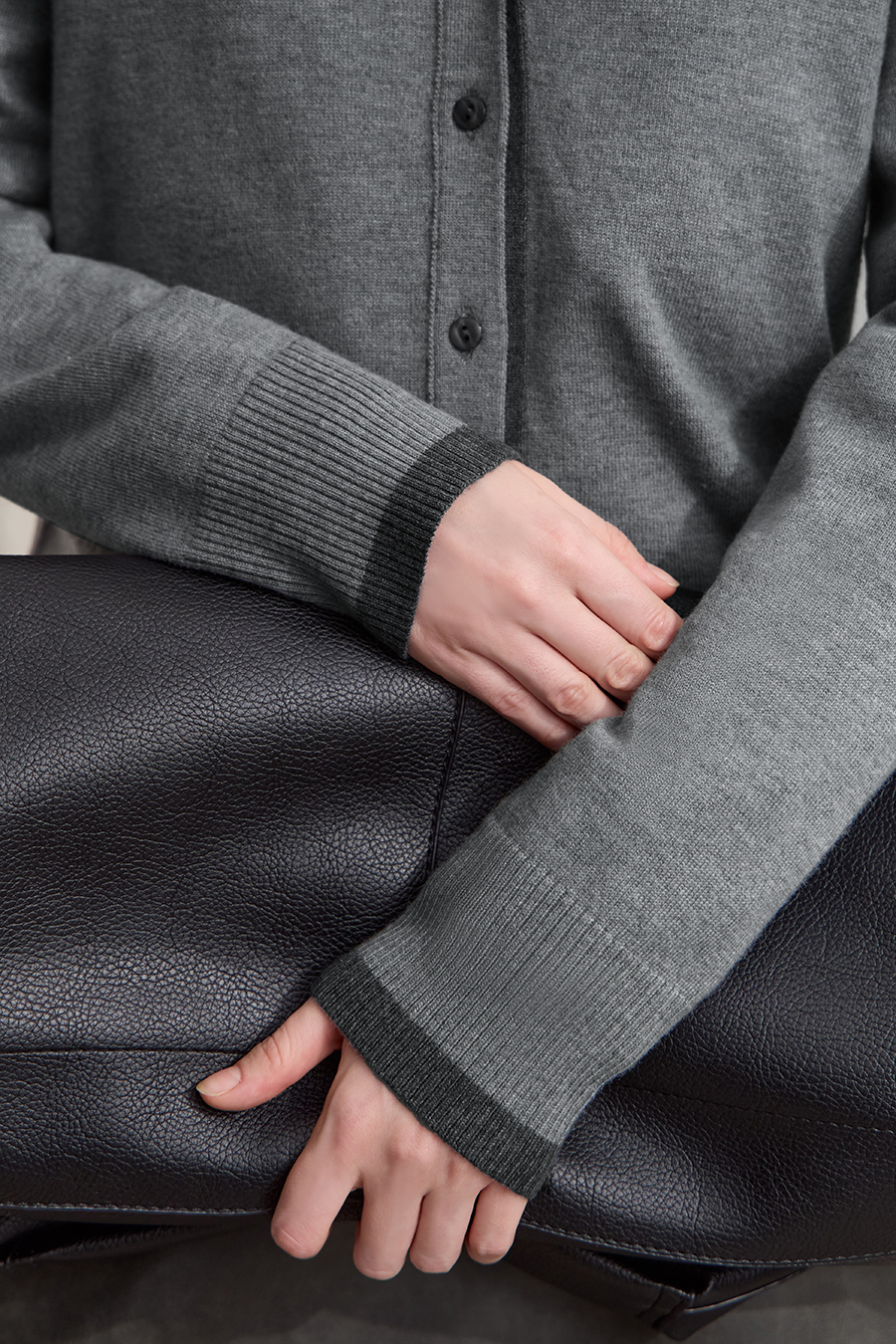 V-neck Knit Cardigan