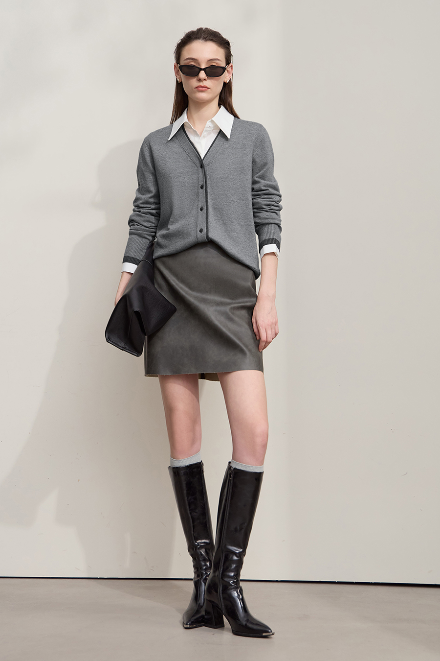 V-neck Knit Cardigan