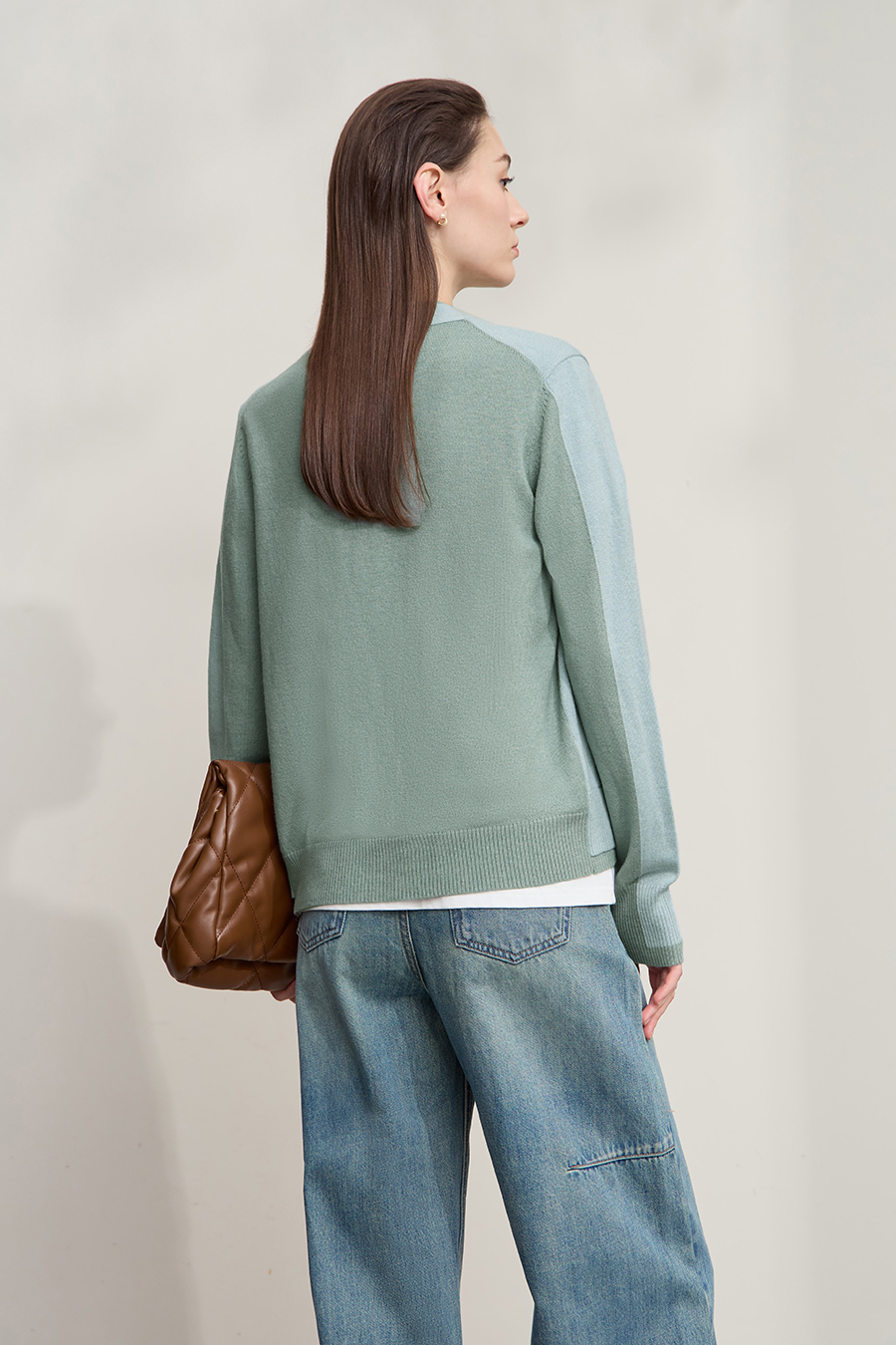 V-neck Knit Cardigan