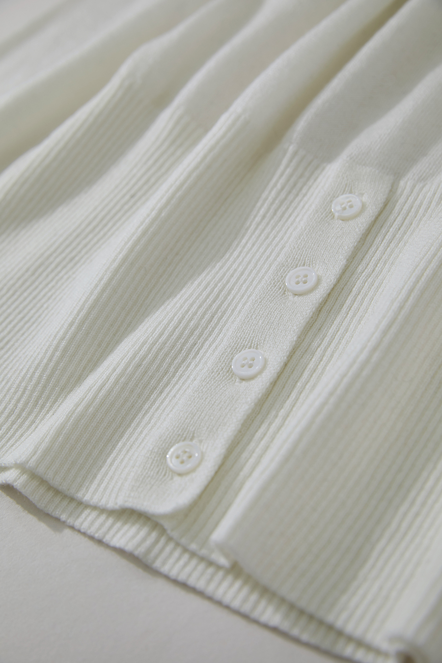 Waist-defined Fitted Long Sleeve Sweater