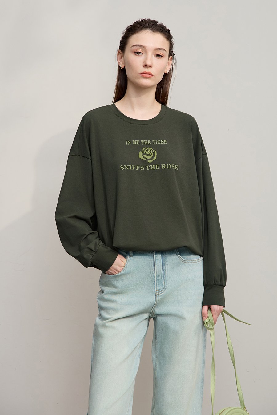 Printed Embroidered Drop Shoulder Hoodie|AMII-AMII.com