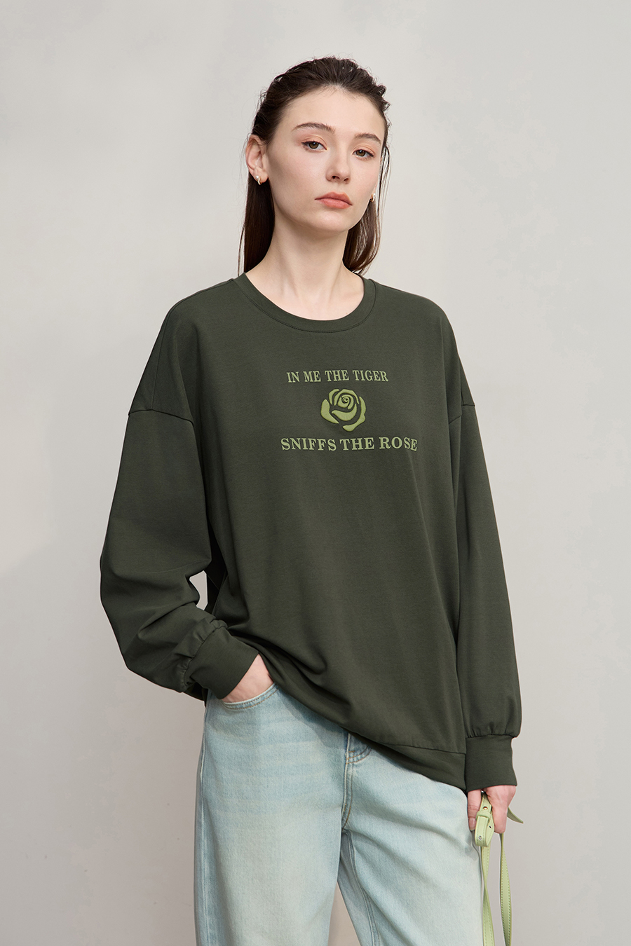 Printed Embroidered Drop Shoulder Hoodie|AMII-AMII.com