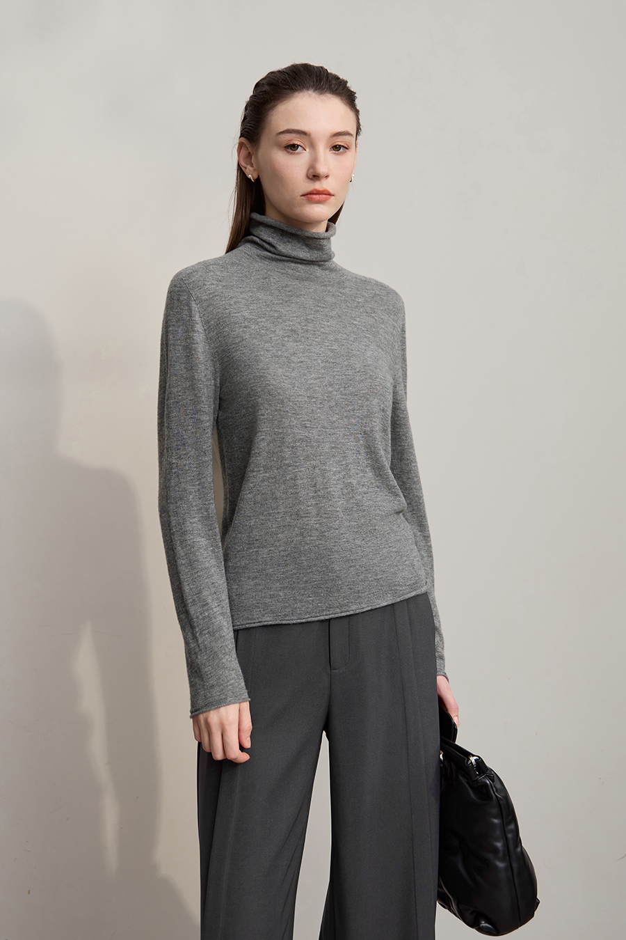 High Neck Seamless Wool Sweater