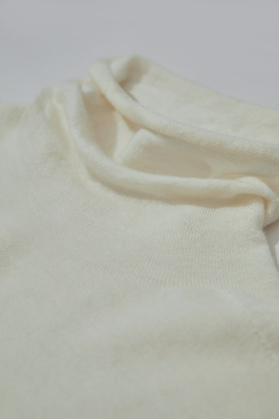 High Neck Seamless Wool Sweater