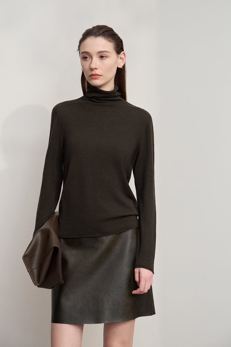 High Neck Seamless Wool Sweater