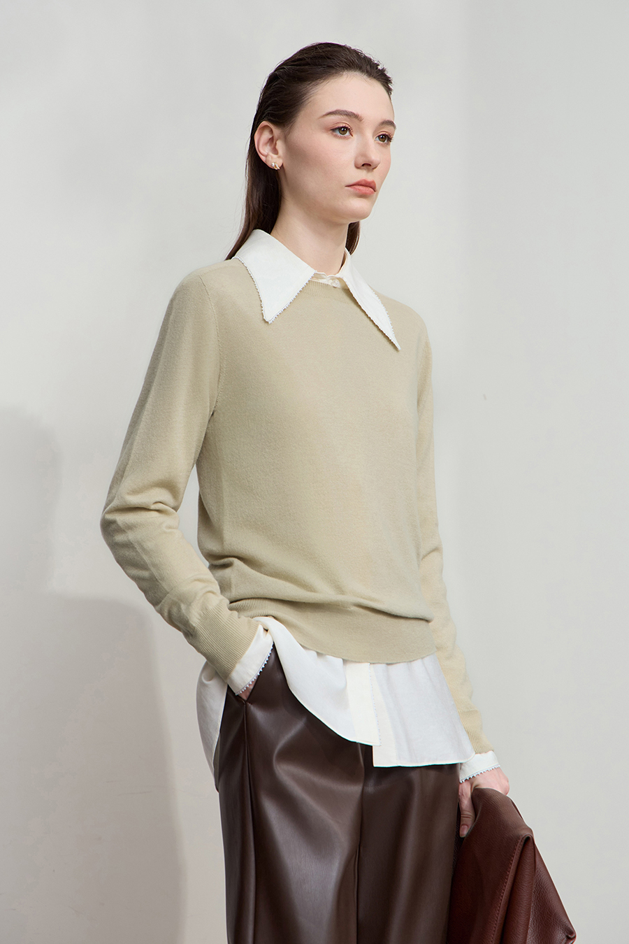 Crew Neck Seamless Wool Sweater|AMII-AMII.com