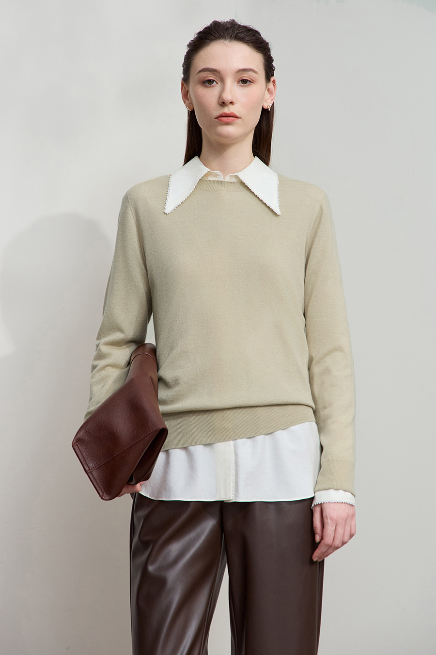 Crew Neck Seamless Wool Sweater|AMII-AMII.com